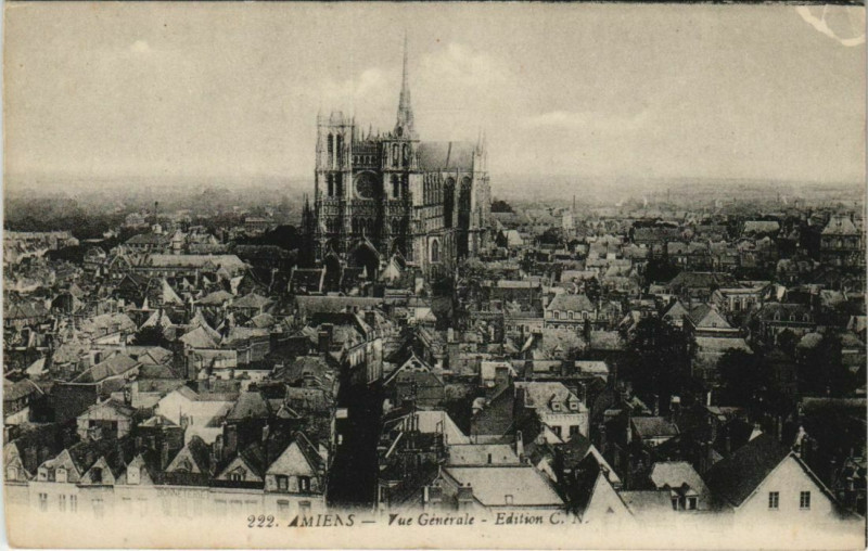 Carte postale ancienne Amiens vue générale à Amiens