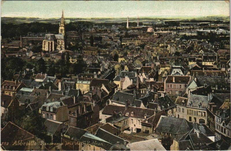 Carte postale ancienne Abbeville Panorama pris de Saint-Vulfran à Abbeville