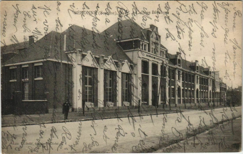 Carte postale ancienne Peronne College Béranger à Péronne