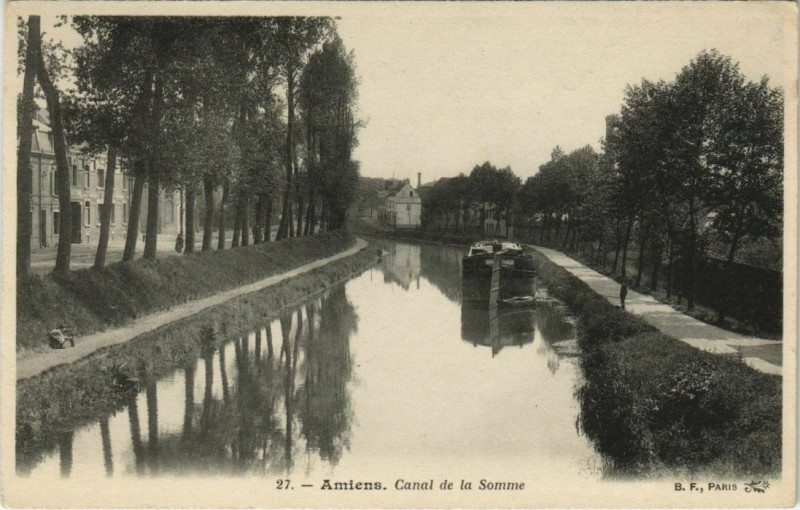Carte postale ancienne Amiens Canal de la Somme à Amiens
