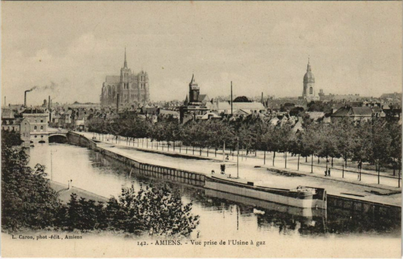 Carte postale ancienne Amiens vue prise de l'Usine a gaz à Amiens