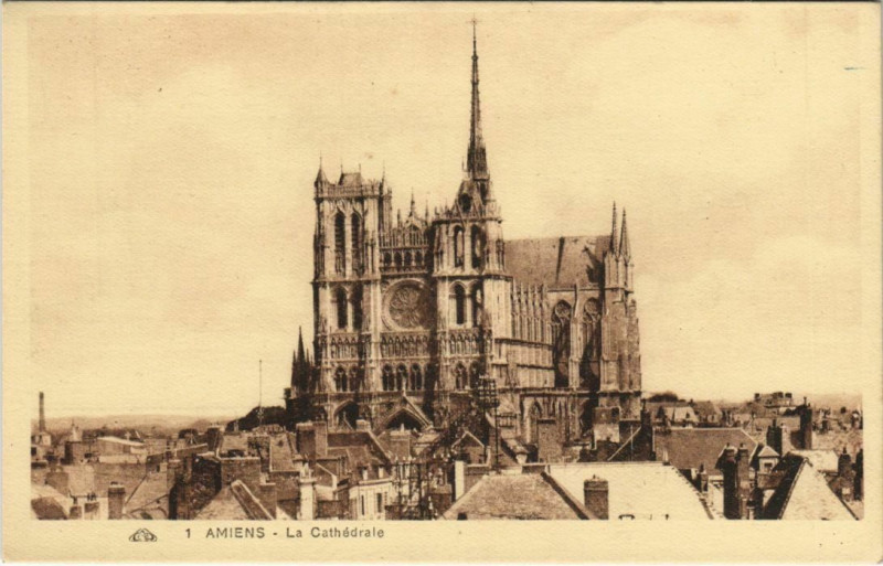 Carte postale ancienne La Cathédrale Amiens à Amiens