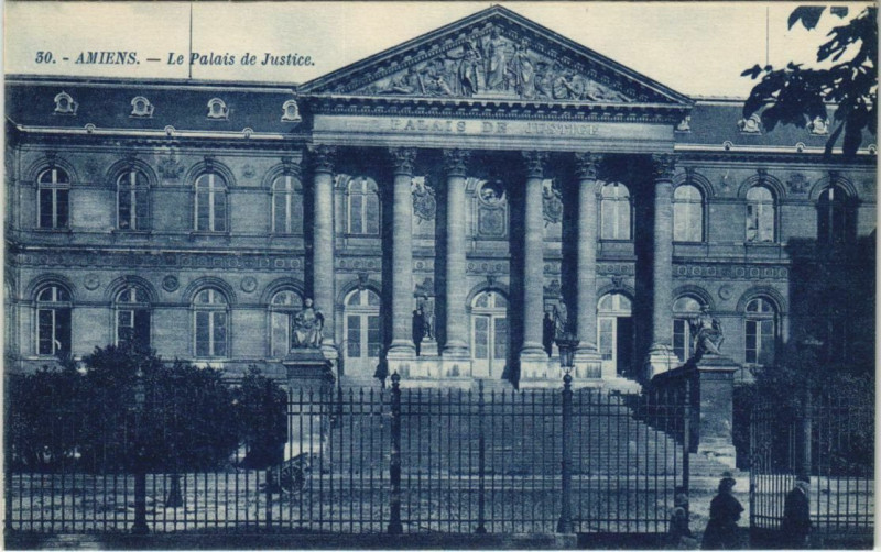 Carte postale ancienne Amiens Palais de Justice à Amiens