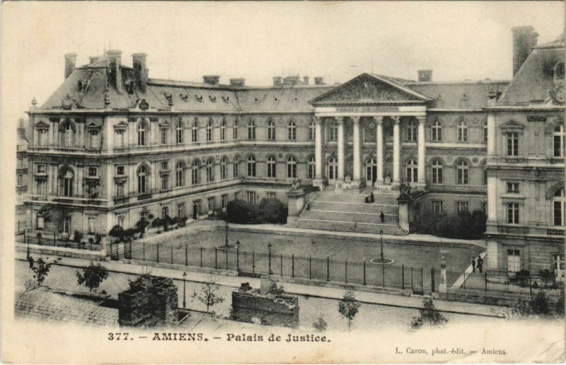 Carte postale ancienne Amiens Palais de Justice à Amiens