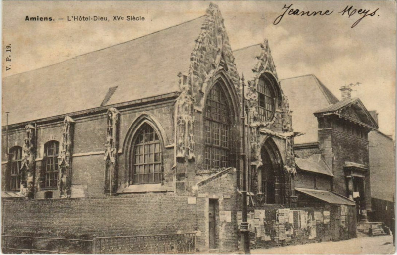 Carte postale ancienne Amiens hotel-Dieu à Amiens