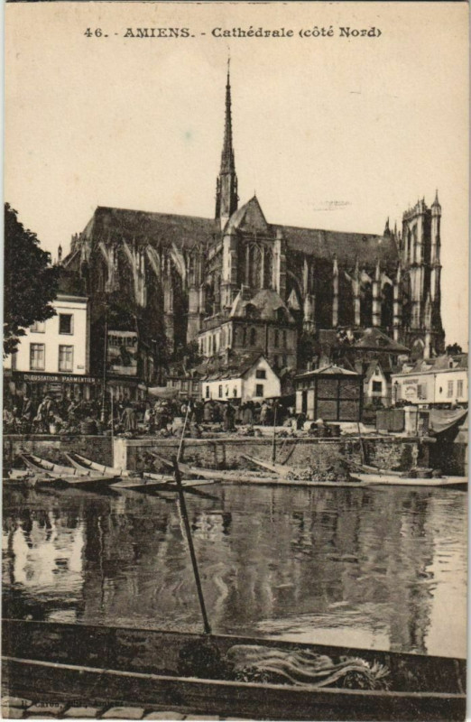 Carte postale ancienne La Cathédrale Amiens à Amiens