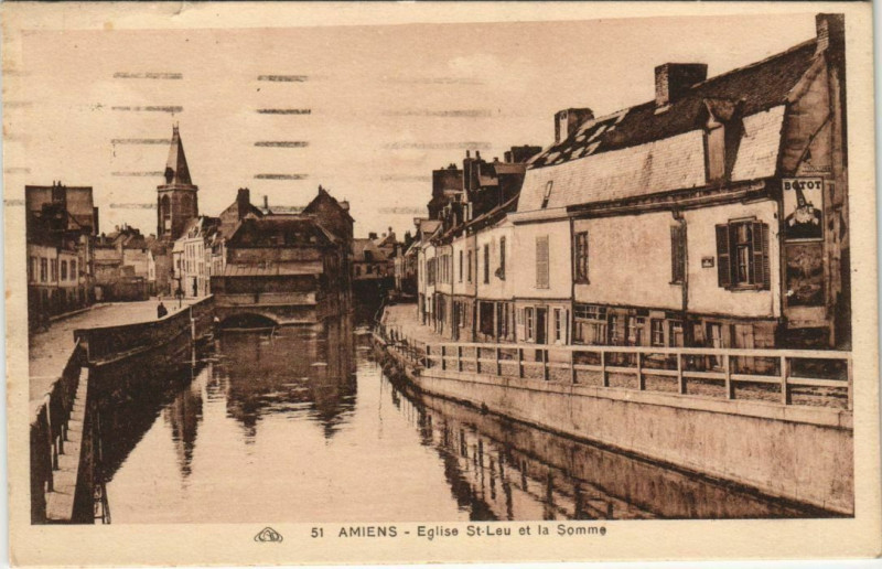 Carte postale ancienne Amiens Eglise Saint-Leu et la Somme à Amiens