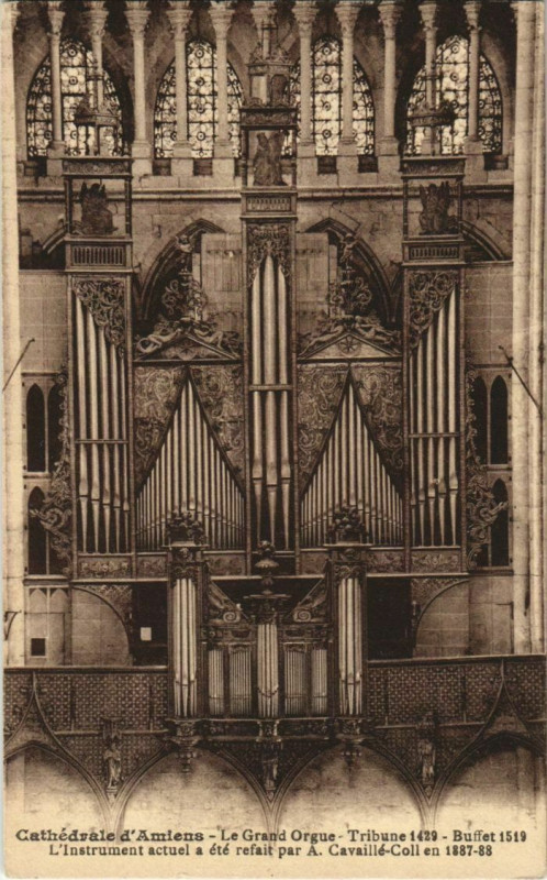 Carte postale ancienne La Cathédrale Amiens Le Grand Orgue à Amiens