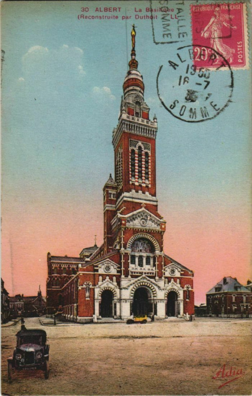 Carte postale ancienne Albert La Basilique à Albert