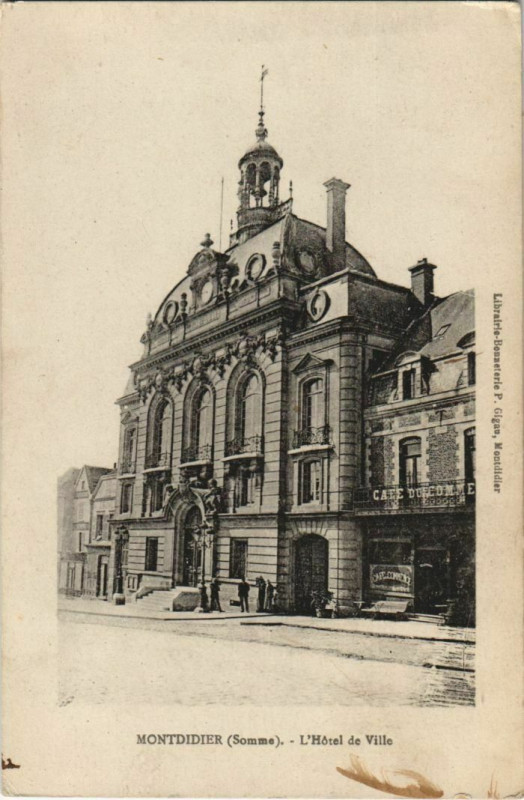 Carte postale ancienne Montdidier Hotel de Ville à Montdidier