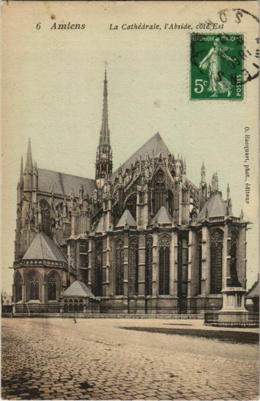 Carte postale ancienne La Cathédrale Amiens Abside à Amiens