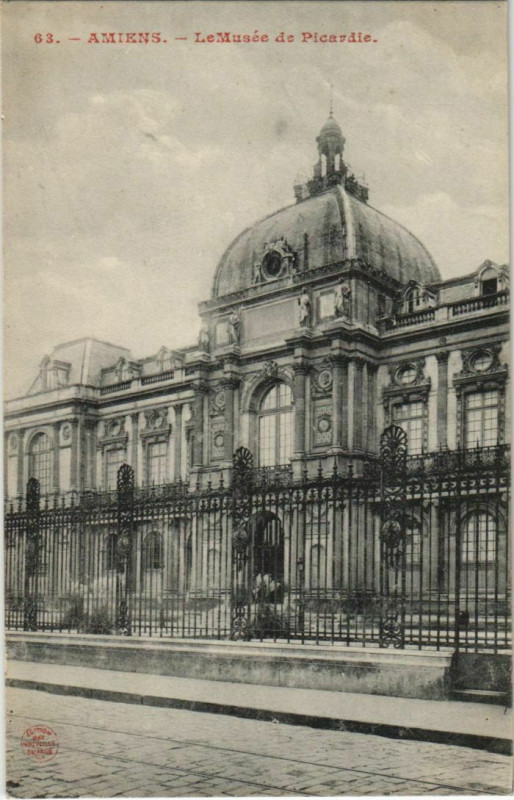 Carte postale ancienne Amiens Musée de Picardie à Amiens