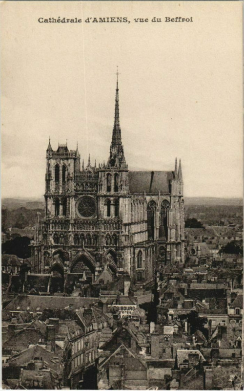 Carte postale ancienne La Cathédrale Amiens vue du Beffroi à Amiens