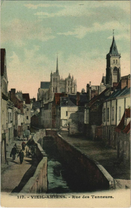 Carte postale ancienne Vieil Amiens Rue des Tanneurs à Amiens