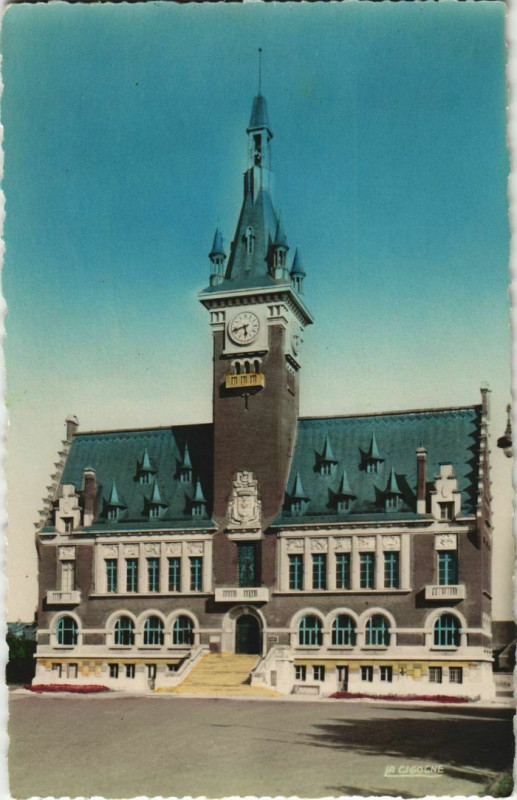 Carte postale ancienne Albert Hotel de Ville à Albert