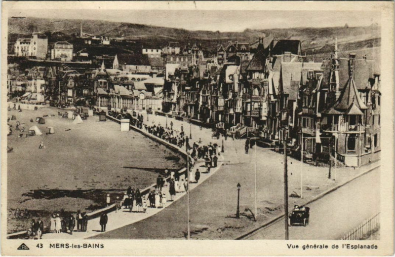 Carte postale ancienne Mers-les-Bains vue générale de l'Esplanade à Mers-les-Bains