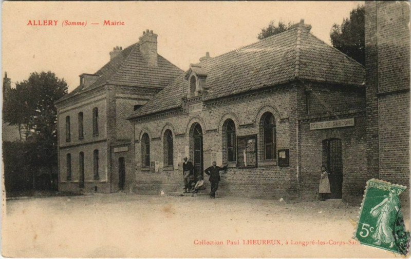 Carte postale ancienne Allery - Mairie à Allery