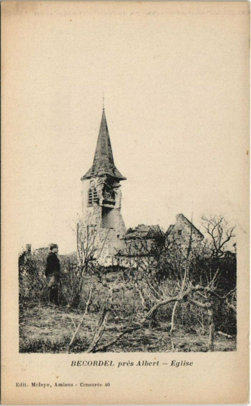Carte postale ancienne Becordel pres Albert - Eglise à Albert