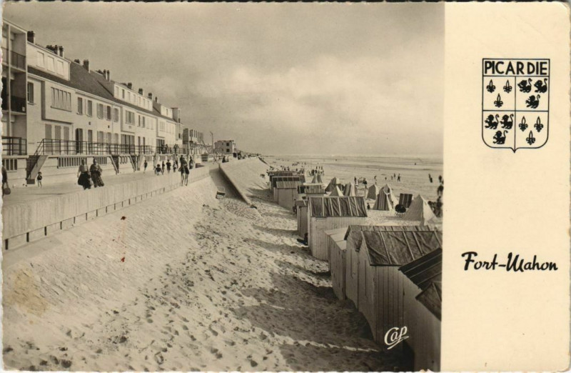 Carte postale ancienne Fort-Mahon-Plage La Plage et le Digue à Fort-Mahon-Plage
