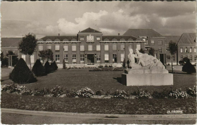 Carte postale ancienne Amiens Le nouvel hopital à Amiens