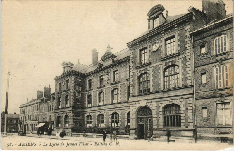 Carte postale ancienne Amiens - Le Lycée de Jeunes Filles à Amiens