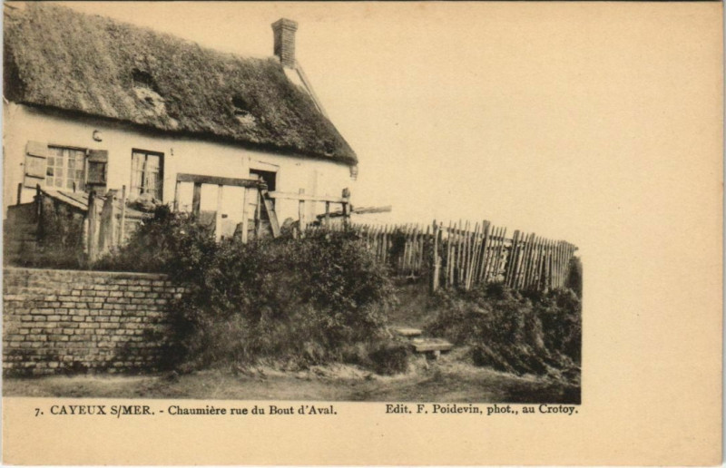 Carte postale ancienne Cayeux-sur-Mer - Chaumiere rue du Bout d'Aval à Cayeux-sur-Mer
