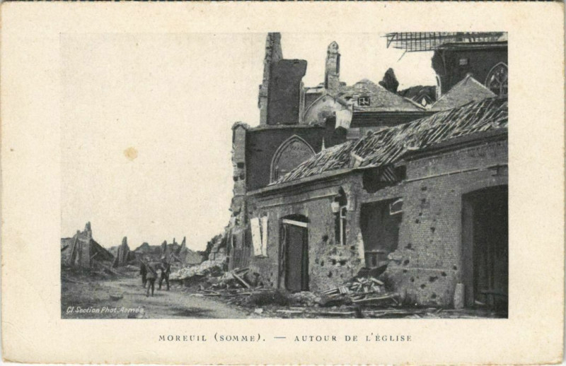 Carte postale ancienne Moreuil - Autor de L'Eglise à Moreuil