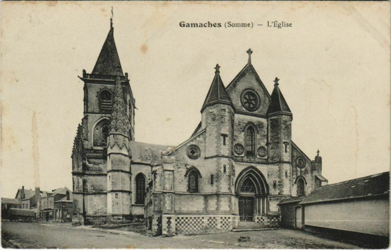 Carte postale ancienne Gamaches - L'Eglise à Gamaches