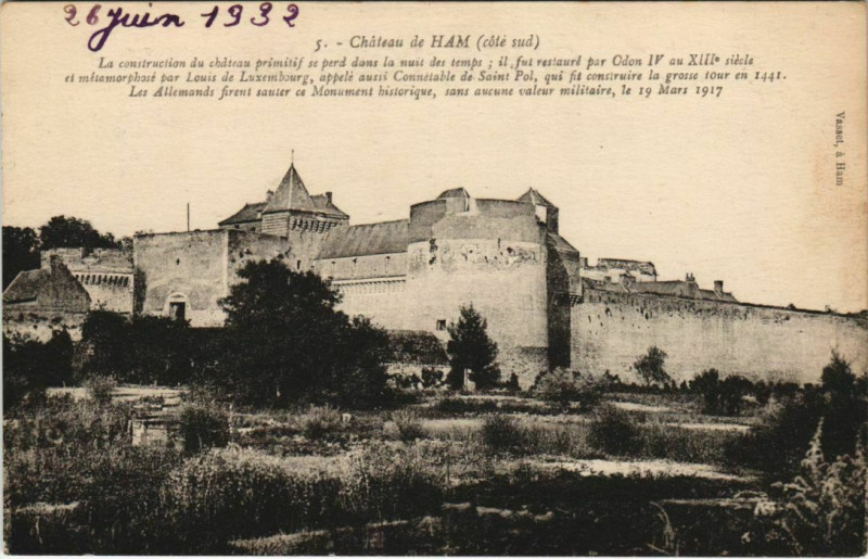 Carte postale ancienne Château de Ham (côté sud) à Ham