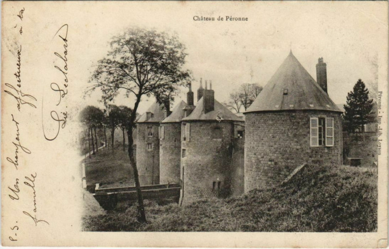 Carte postale ancienne Chateau de Peronne à Péronne