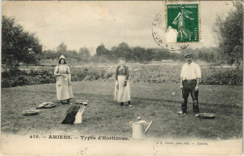 Carte postale ancienne Amiens - Types d'Hortillons à Amiens