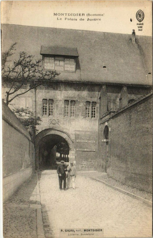 Carte postale ancienne Montdidier Le Palais de Justice à Montdidier