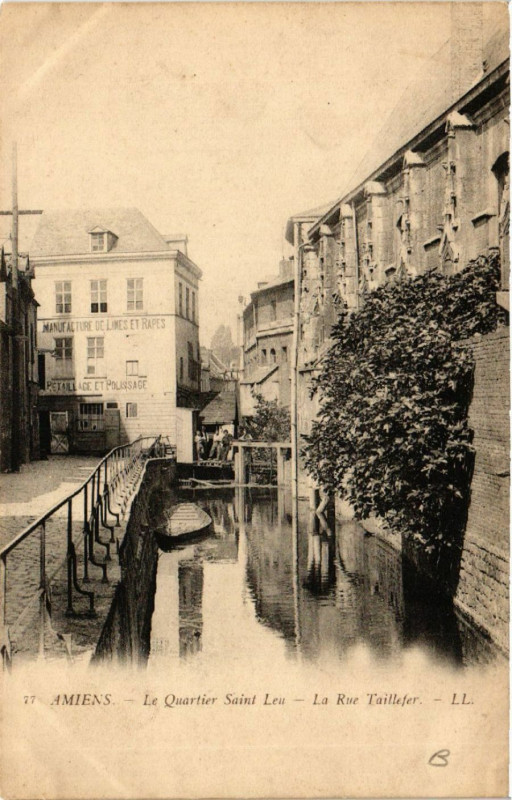 Carte postale ancienne Amiens - Le Quartier Saint-Leu - La Rue Taillefer à Amiens