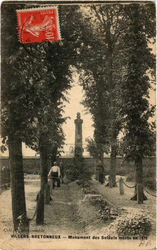 Carte postale ancienne Villers-Bretonneux - Mon. des Soldats morts en 1870 à Villers-Bretonneux