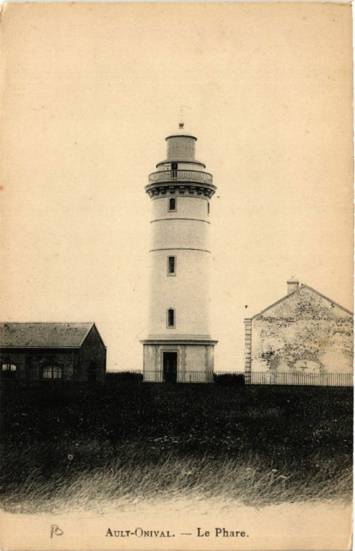 Carte postale ancienne Ault-Onival - Le Phare à Ault