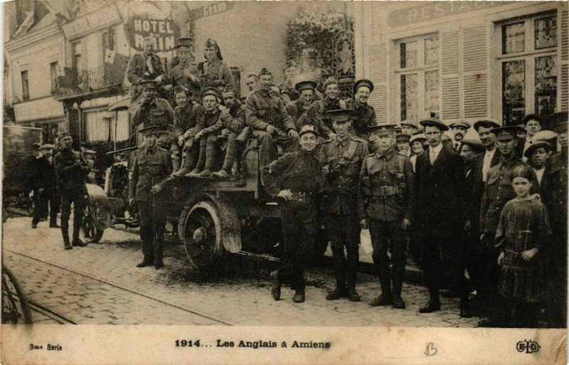 Carte postale ancienne 1914... - Les Anglais a Amiens à Amiens