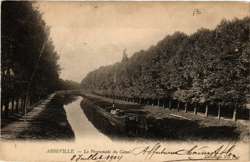 Carte postale ancienne Abbeville - La Promenade du Canal à Abbeville