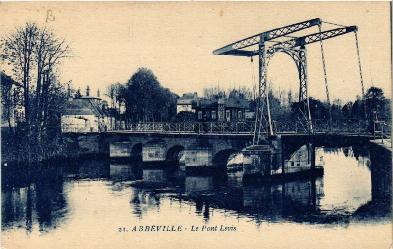 Carte postale ancienne Abbeville - Le Pont Levis à Abbeville