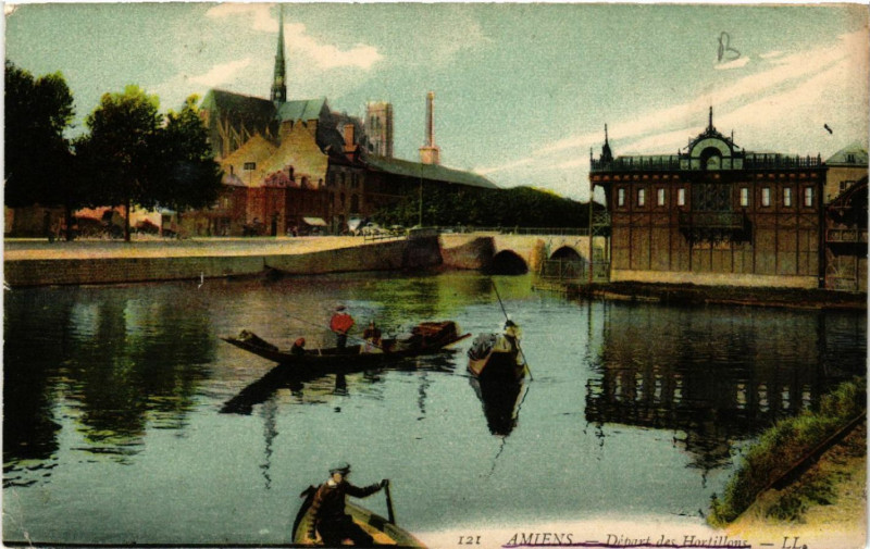 Carte postale ancienne Amiens - Depart des Hortillons à Amiens