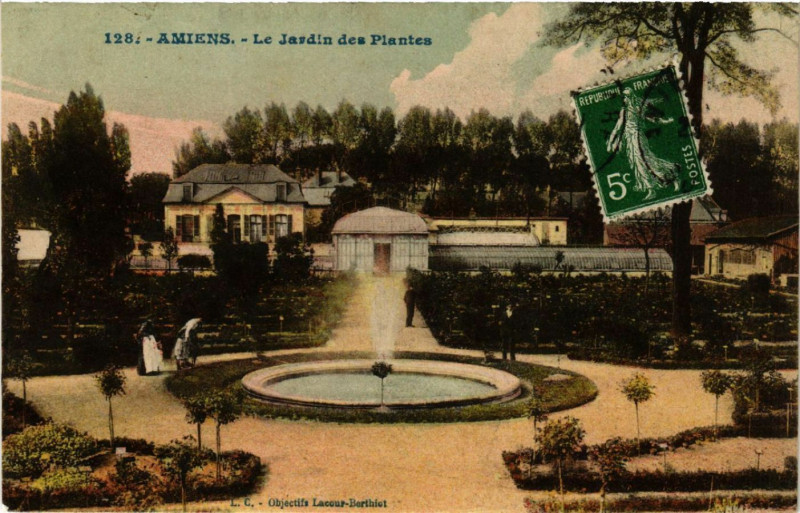 Carte postale ancienne Amiens - Le Jardin des Plantes à Amiens