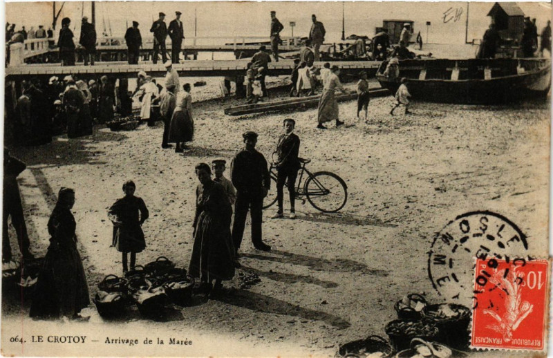 Carte postale ancienne Le Crotoy - Arrivage de la Marée au Crotoy