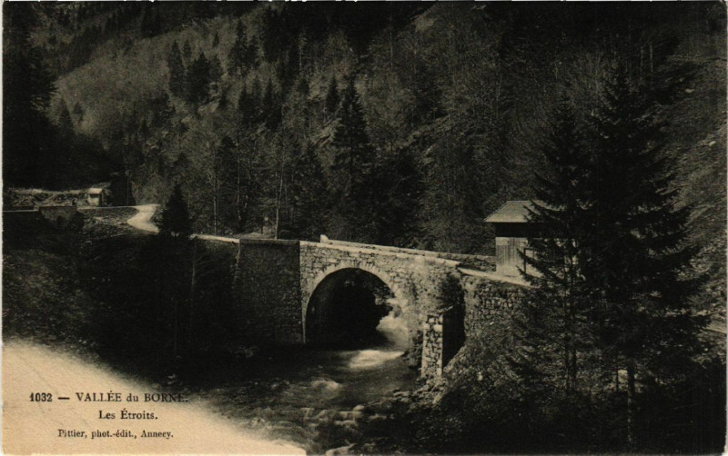 Carte postale ancienne Vallée de Borne - Les Etroite