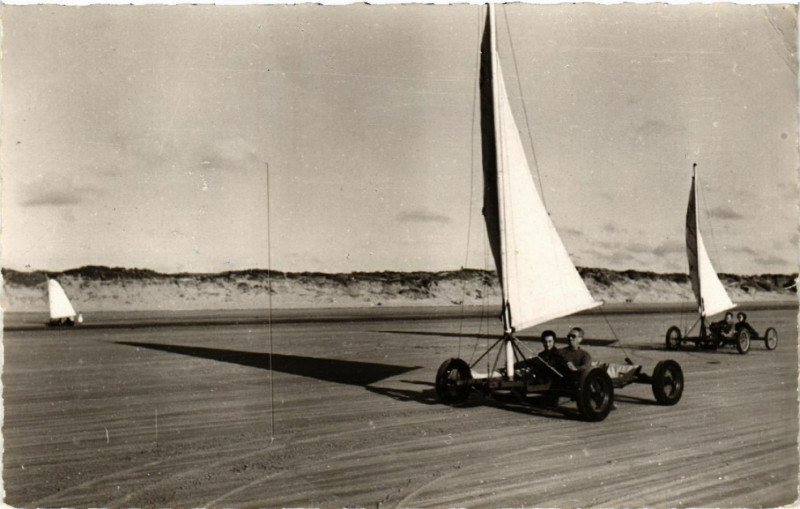 Carte postale ancienne Fort-Maison - Aeroplage