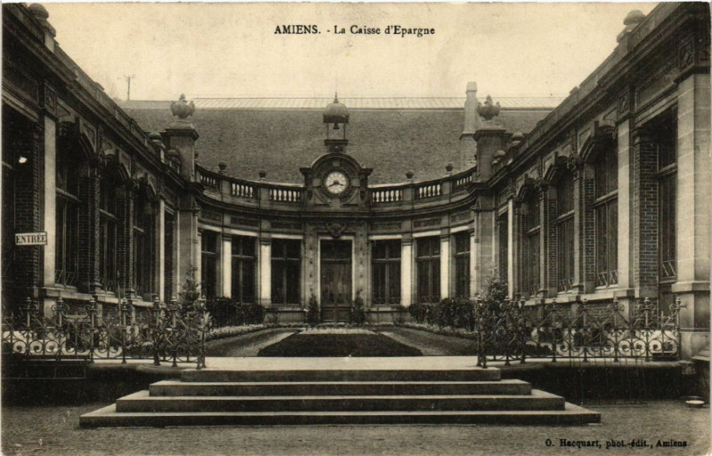 Carte postale ancienne Amiens - La Caisse d'Epargne à Amiens