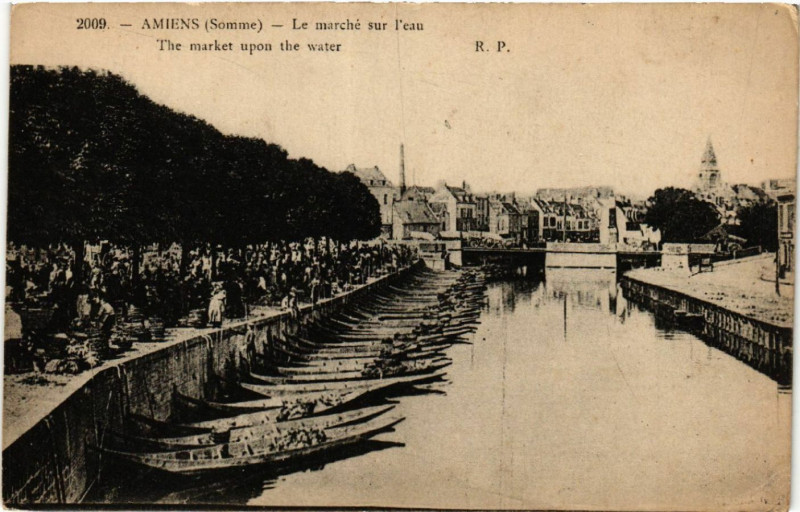 Carte postale ancienne Amiens - Le Marché sur l'eau - The market upon the water à Amiens
