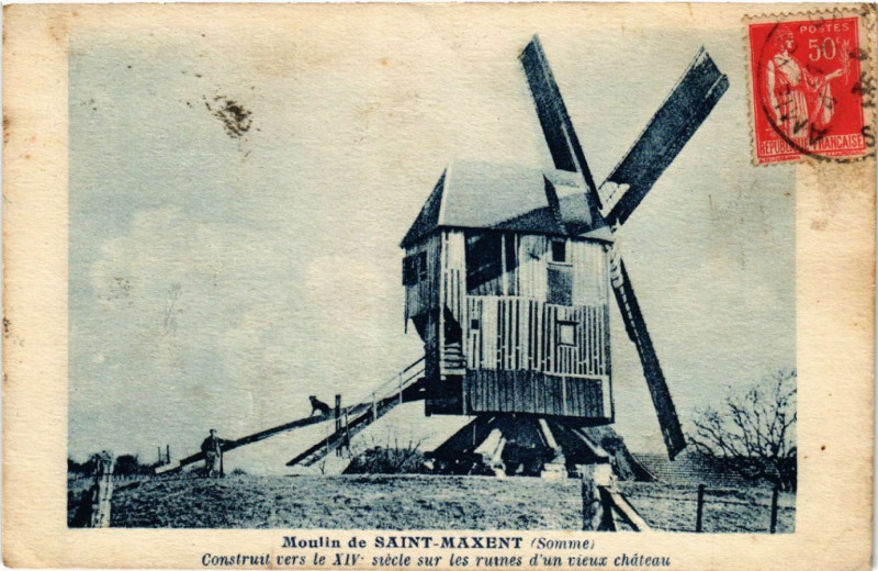 Carte postale ancienne Moulin de Saint-Maxent - Construit vers le Xiv s. sur à Saint-Maxent
