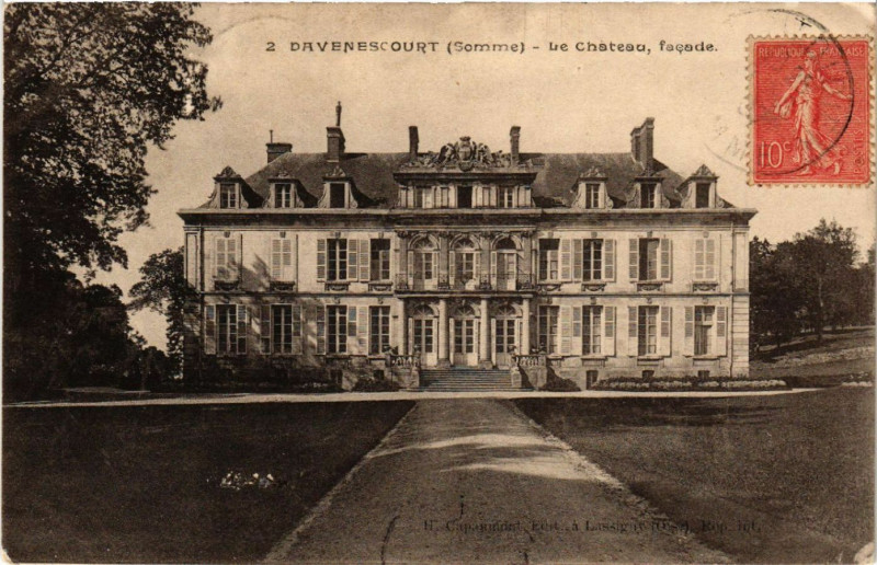 Carte postale ancienne Davenescourt - Le Chateau facade à Davenescourt