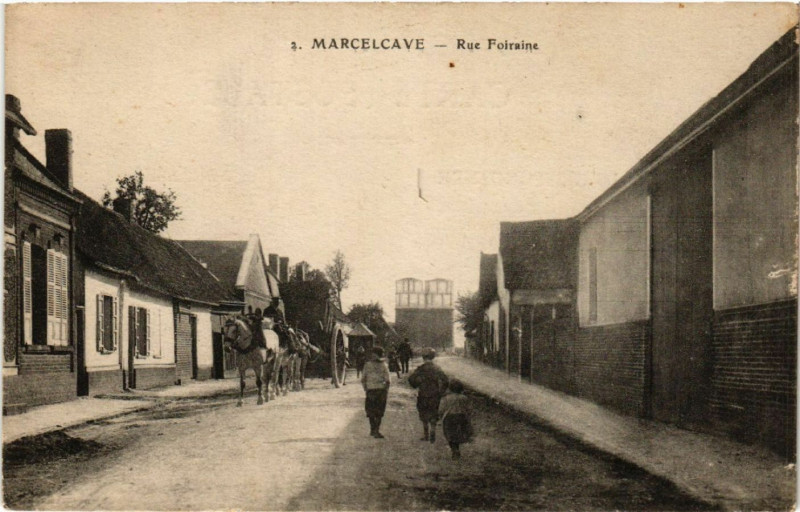 Carte postale ancienne Marcelcave - Rue Foiraine à Marcelcave