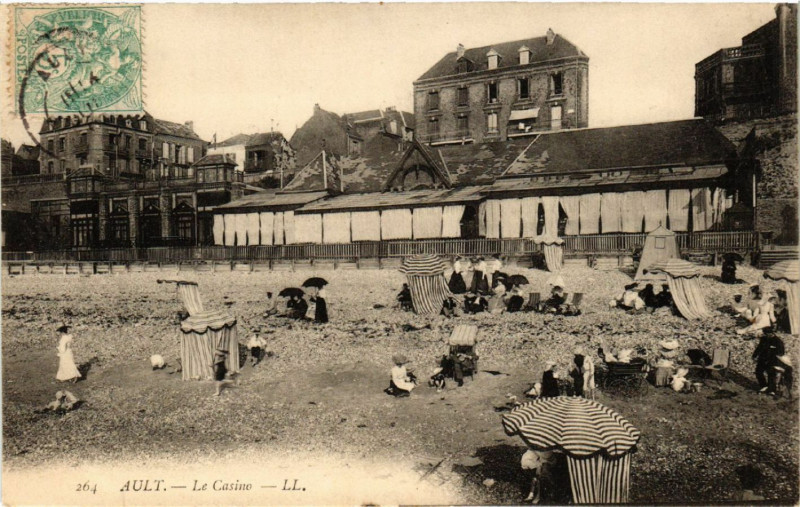 Carte postale ancienne Ault - Le Casino à Ault