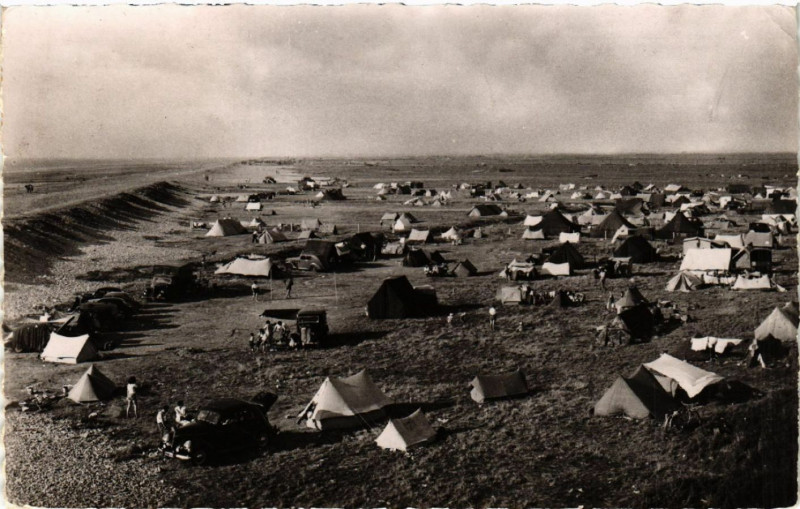 Carte postale ancienne Ault-Onival - Le Terrainn de Camping à Ault